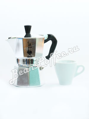 Гейзерная кофеварка Bialetti Moka Express 3 порции (120 мл)